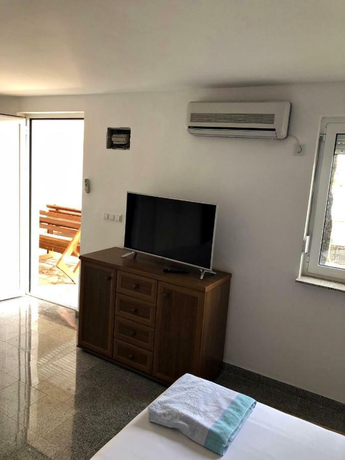 Lukrecia Appartamento Neum
